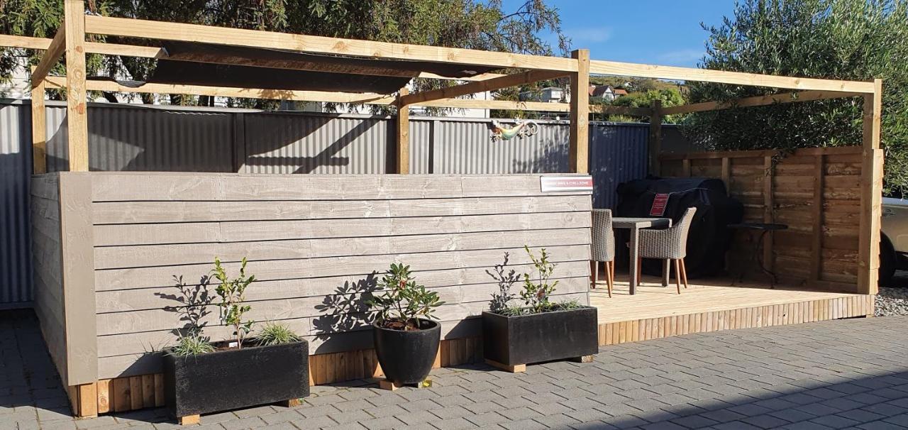 The Mews Oamaru Motel Exterior photo